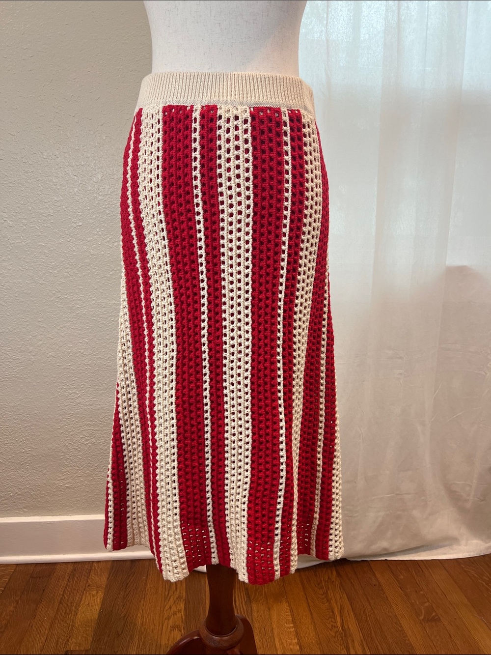 Hyacinth House Burnt Red & Beige Striped Knit Renly Midi Skirt. Size S. NWOT